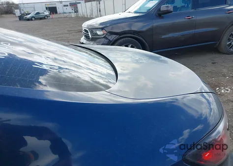 2010 Saab 9-5 Aero z USA, uszkodzony, nr VIN YS3GR4BJ6A4002789